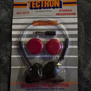 Stereo Headphones - Black and Red